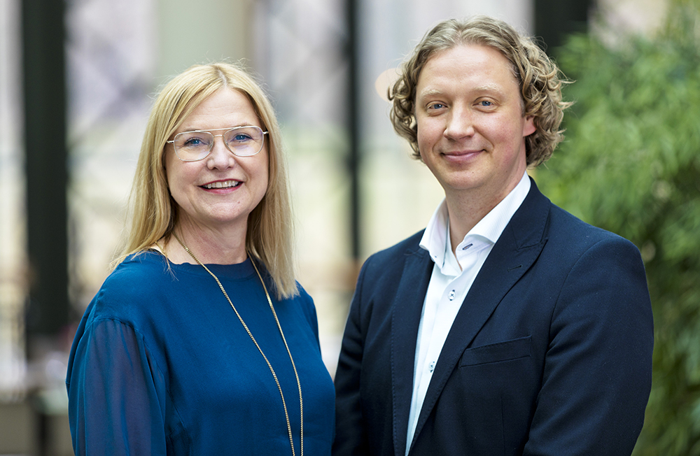 Ulrika Brunell Abrahamsson och Magnus Andersson, medicinska rådgivare på Bristol-Myers Squibb. Foto: Gonzalo Irigoyen