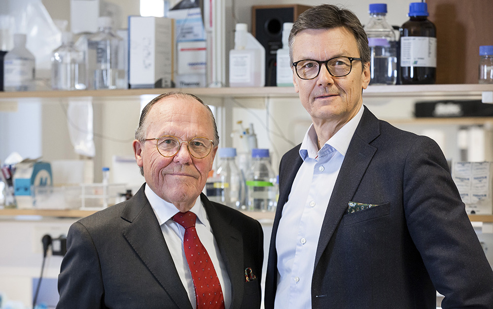 Håkan Mellstedt, professor i onkologisk bioterapi och Thomas Olin, vd för Kancera. Foto: Thomas Henrikson